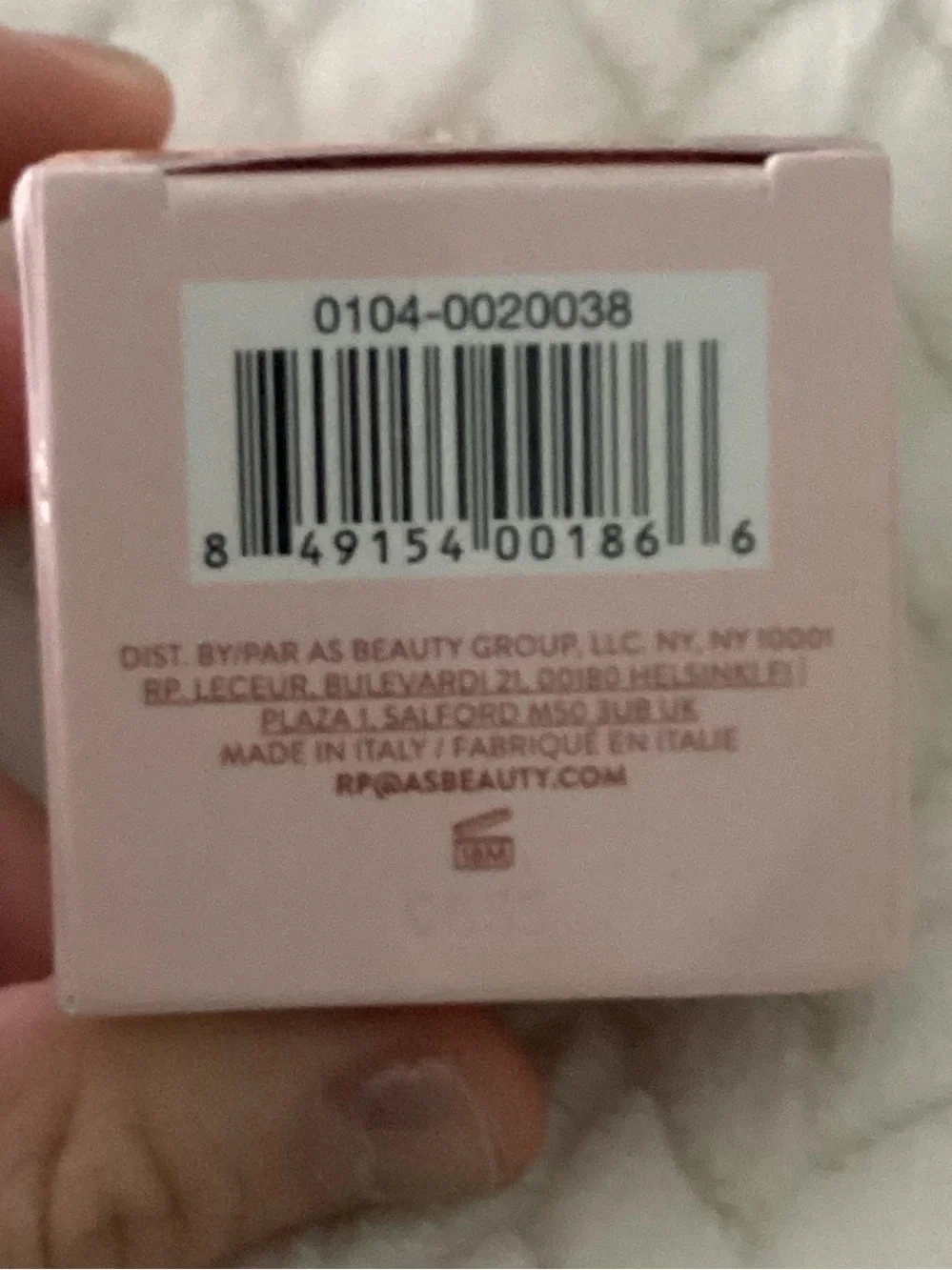 Laura Geller Baked to go balance-n-glow in light